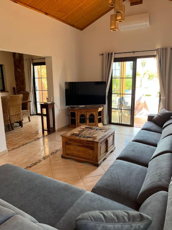 Casa Piedra, Luxury Family Front Line Golf, Hot Tub,Pool Table, 8 Pers, Caleta De Fuste Villa Exterior photo
